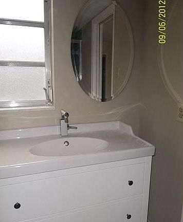 5th image of 501 NE 14th Ave APT 301