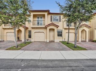 Courts At Tuscany, Miami, FL 33186