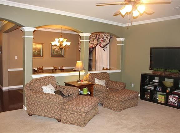 5th image of 223 Bradfield Ln