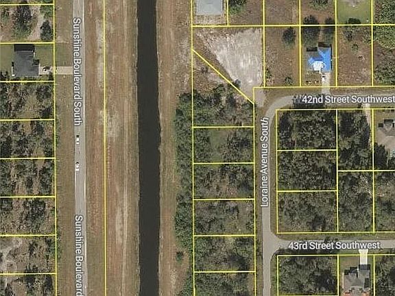 5th image of 4200 Loraine Ave S