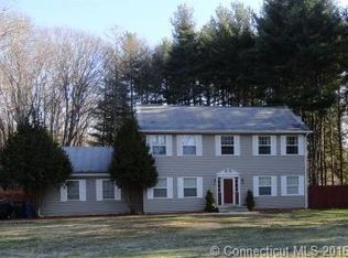 6 Bolduc Dr, Ledyard, CT 06339