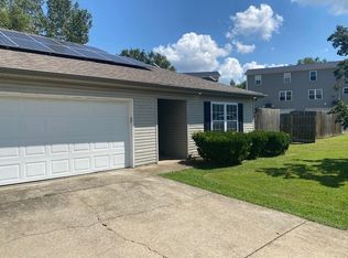 4866 Richmond Dr, Newburgh, IN 47630