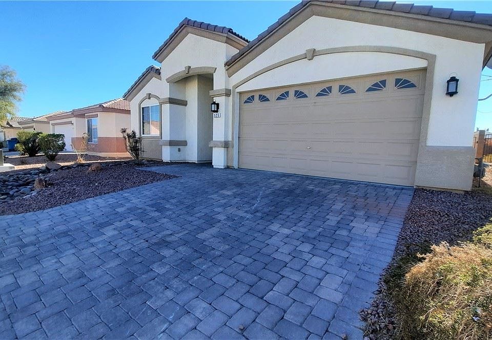 525 Sun Mountain Ave, North Las Vegas, NV 89031 Zillow