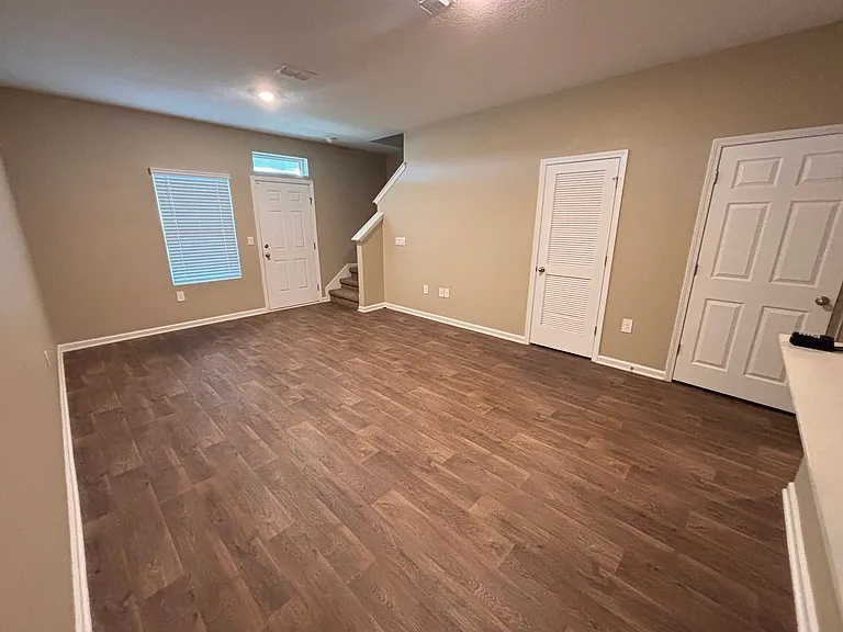 903 Rivertree Pl — Photo 7