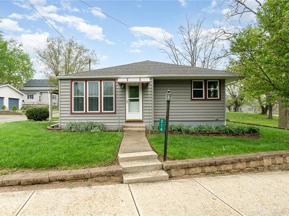 216 E Clay St, Lewisburg, OH 45338