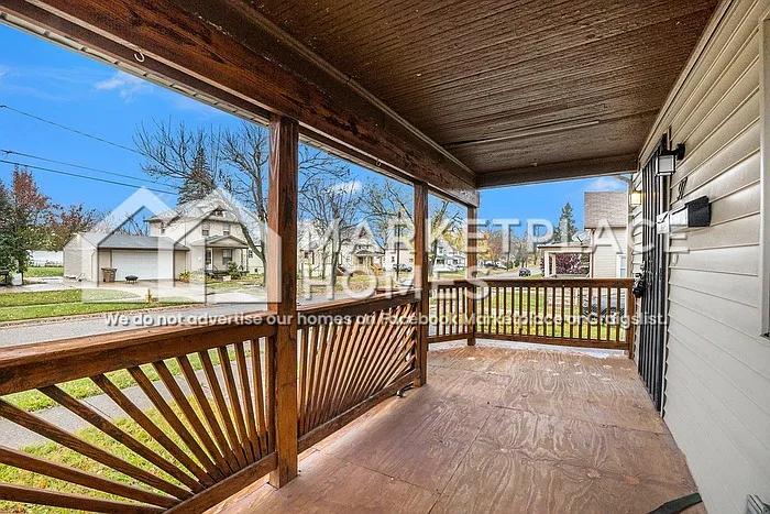 2 bed, 1.0 bath, 800 sqft, $1,095 — Photo 3