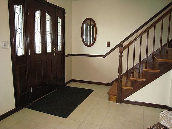 Formal entranceway