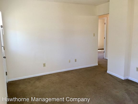 3rd image of 3106 Keene Ct