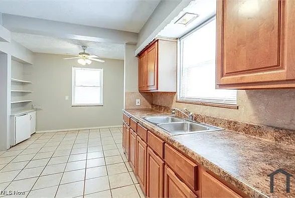 4 bed, 1413 sqft, $999 — Photo 3