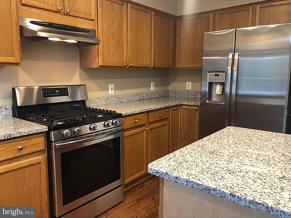 5th image of 11583 Bertram St
