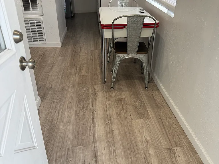 478 E Sycamore St #1 — Photo 9