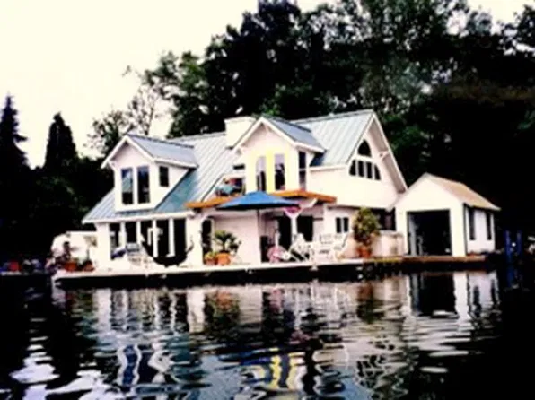 903 S McLoughlin Blvd #A, Oregon City, OR 97045