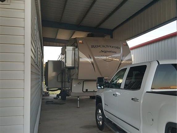 2nd image of 121 Prevost Dr