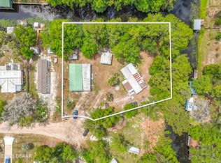 235 Clearwater Rd, Satsuma, FL 32189