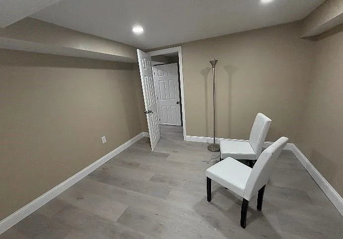 30 Gaglione Ct #2 — Photo 4