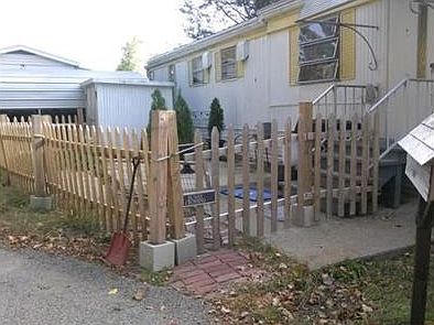 2nd image of 93 Hazelwood Dr #93