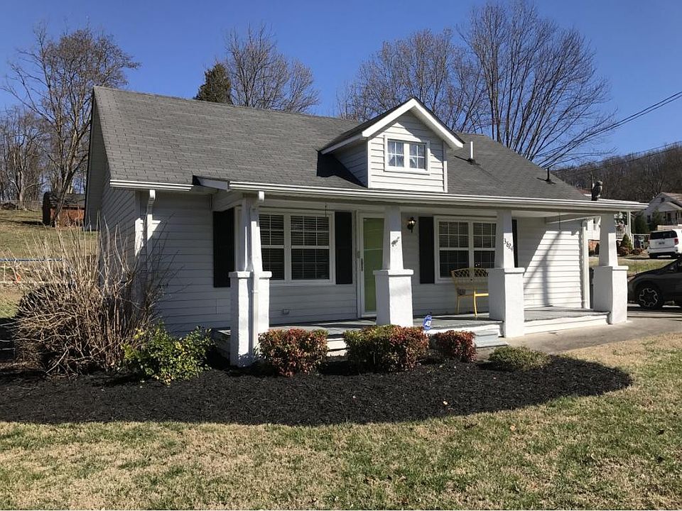 1st image of 3824 Summitt Dr