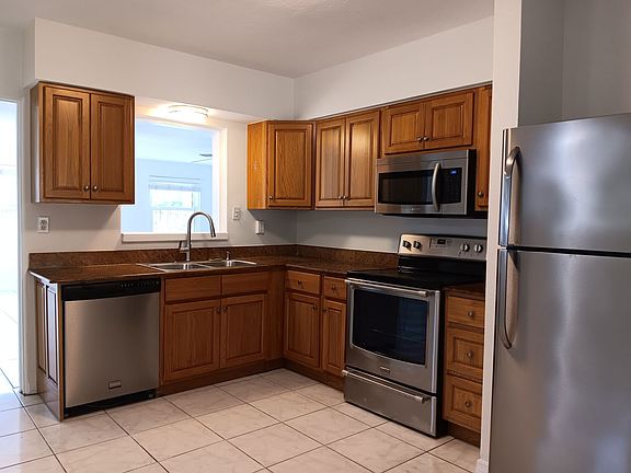 5th image of 7980 52nd St N