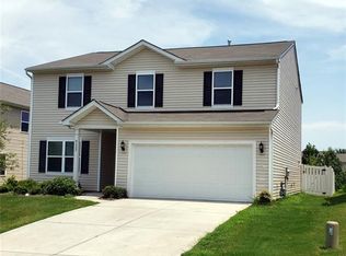 8609 Balsam Bay Rd, Charlotte, NC 28227