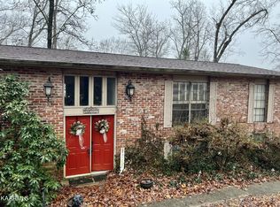 304 Orchard Knob Rd, Clinton, TN 37716