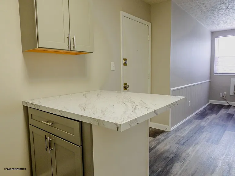 LongView Apartments — Photo 52
