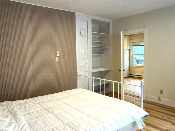 (undisclosed Address), Seattle, WA 98105