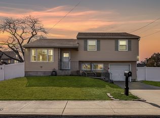 5 W Lee Ave, Absecon, NJ 08201