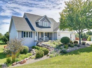 1661 N Thistle Dr, Freeport, IL 61032