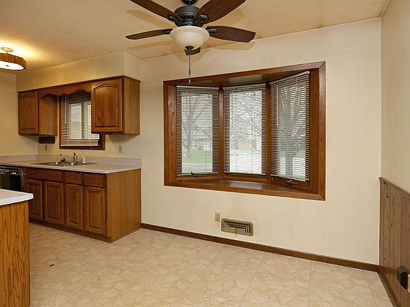 4th image of 14091 Elmira Ct