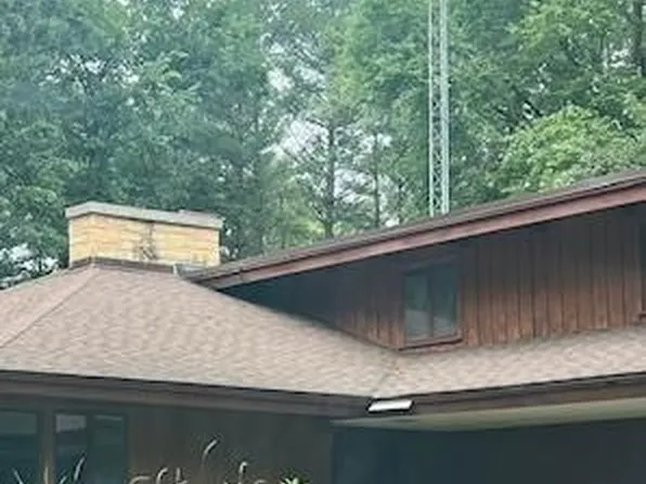 E5690 Jones Rd, Spring Green, WI 53588