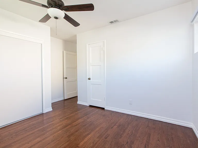 8525 Frandsen St — Photo 36