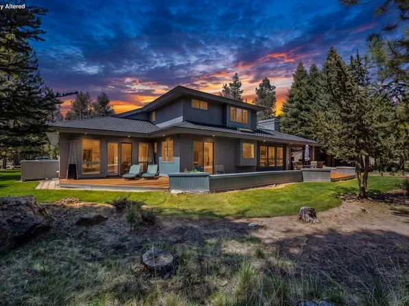 17930 Catkin Ln, Sunriver, OR 97707
