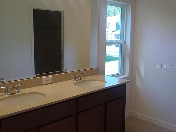 5th image of 34602 Salerno Cir