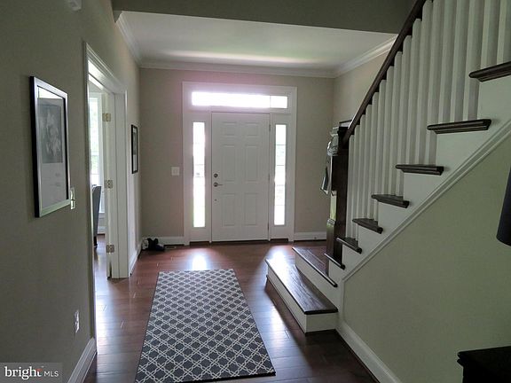 2nd image of 6567 Brooks Pl