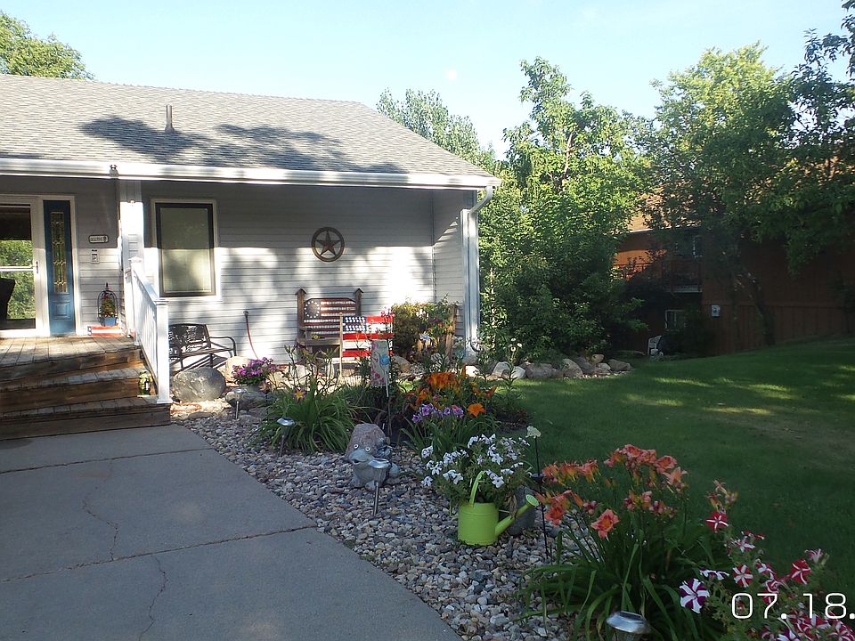 1710 Riverview Dr