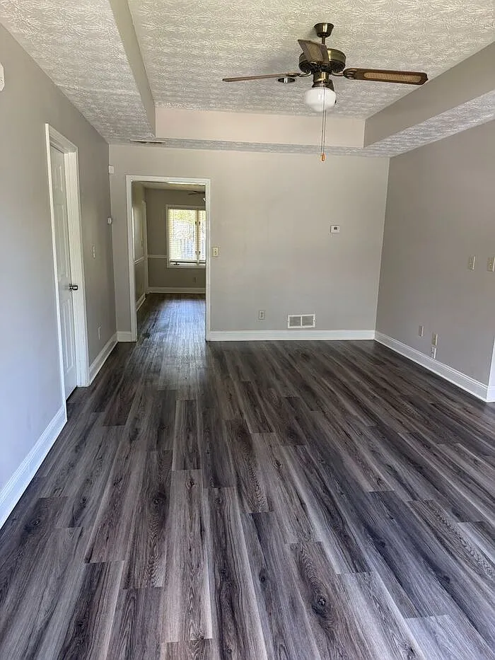 3 bed, 2.0 bath, $1,750 — Photo 2