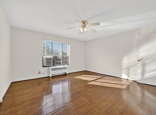 1010 G St NE APT 205, Washington, DC 20002