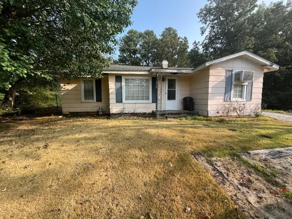 70 Old Bruceton Rd, Bruceton, TN 38317