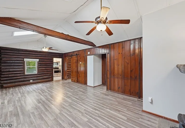 33 Hillside Ave — Photo 9