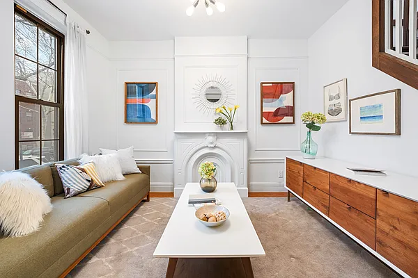 Sold by Bedford Brownstone Realty | media 22