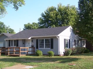 202 S Rutter Ave, Chanute, KS 66720