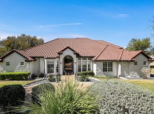 32 Wingreen Loop, The Hills, TX 78738