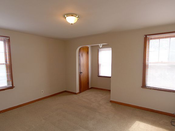 1189 ellsworth #5