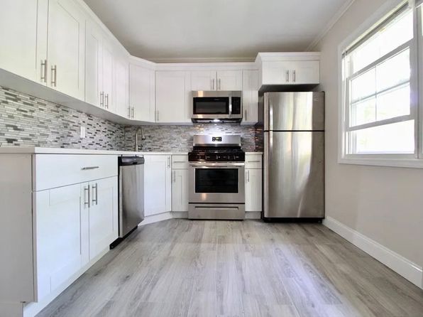 19 Columbus Ave #19