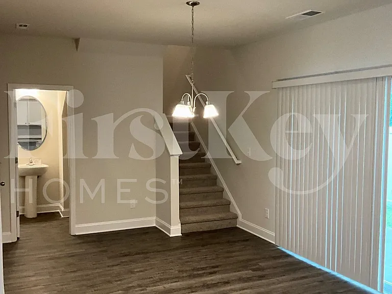5513 Cobblestone Glen Dr — Photo 3