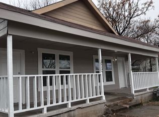 1510 E Hattie St, Fort Worth, TX 76104