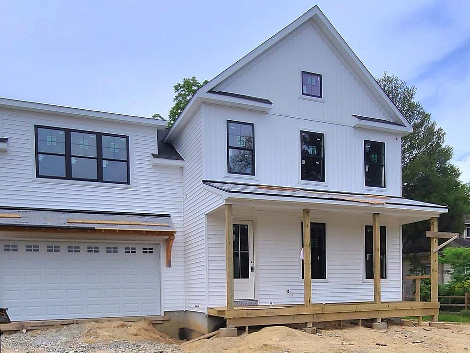 2nd image of 212 Cedar Ave