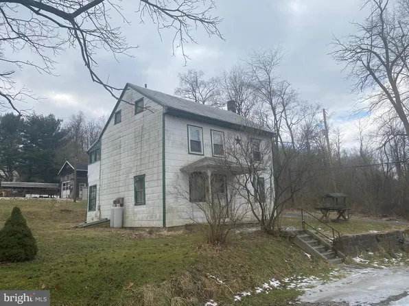 2413 Quarry Rd, Lebanon, PA 17046