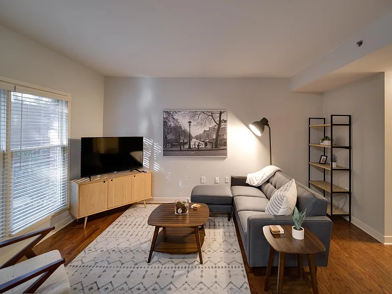 515 E Capitol Ave #107 — Photo 8