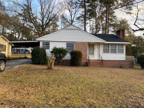 1208 Jewell Dr, Perry, GA 31069
